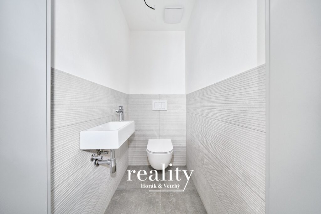Byt3KK_WC_40125.jpg
