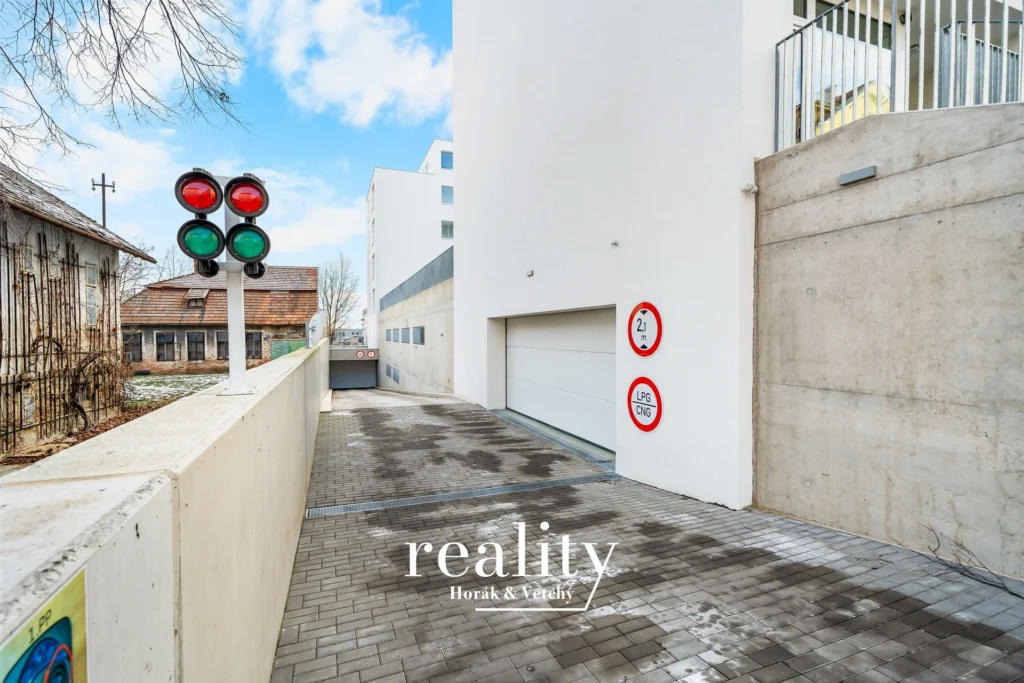 3kk_Jarosova-20_53950.webp